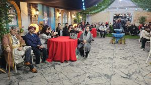ایران سرایی هلدینگ رنگارنگ