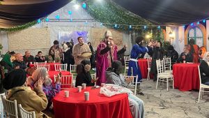 ایران سرایی هلدینگ رنگارنگ