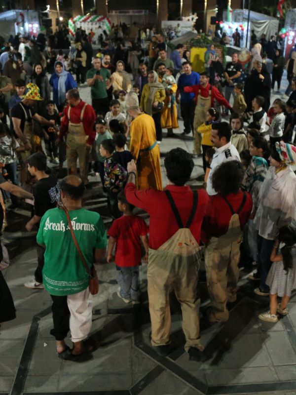 نمایشگاه بزرگ هفته کودک (منطقه 17)