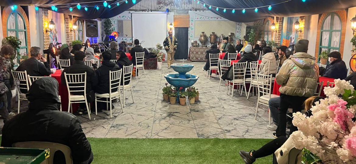 photo_5895319149427672686_y